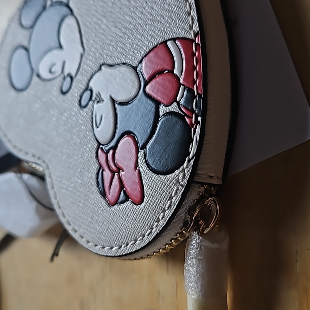 Kate Spade -for Disney Mickey & Minnie Heart-Shaped Coin Purse - Picture 4 of 11